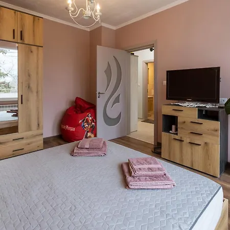 Happy Lazur Apartment Burgas City