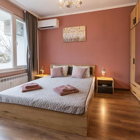 Happy Lazur Apartment Burgas City