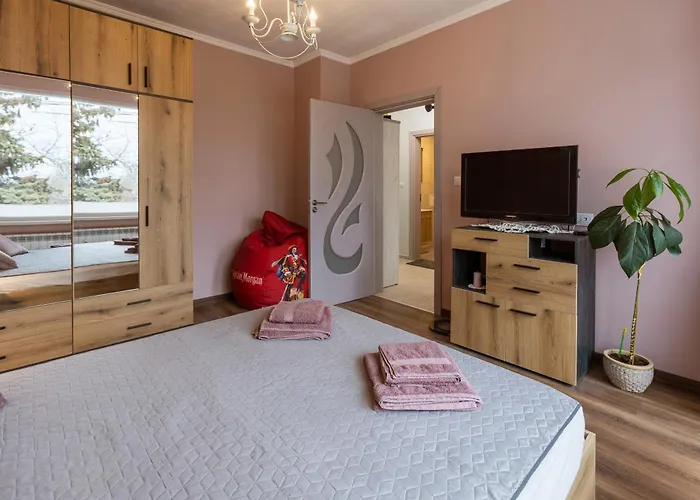 Happy Lazur Апартаменты Бургас